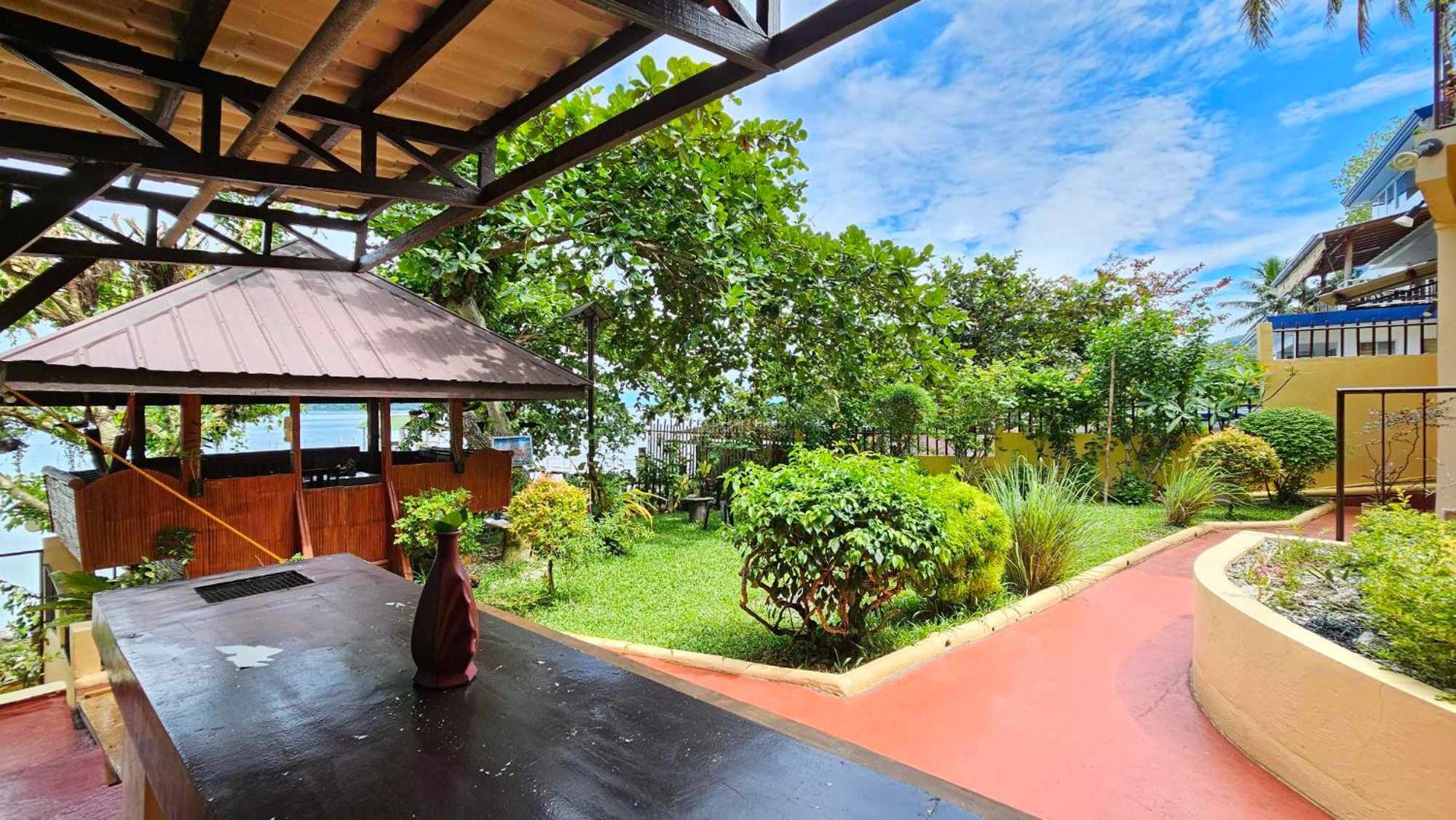 Eagles Nest Beach Resort Davao Экстерьер фото