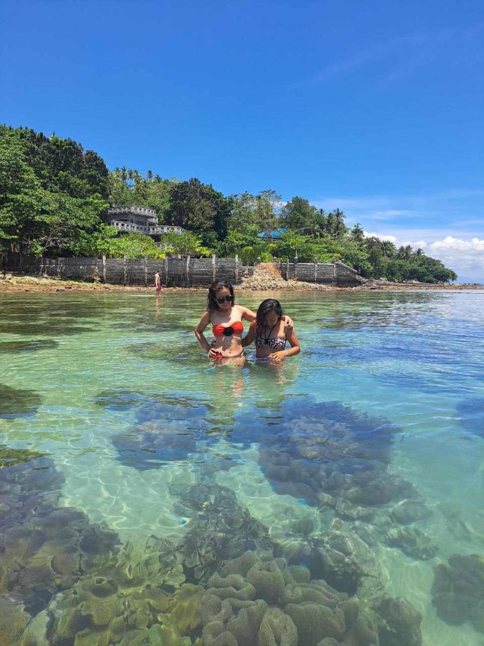 Eagles Nest Beach Resort Davao Экстерьер фото